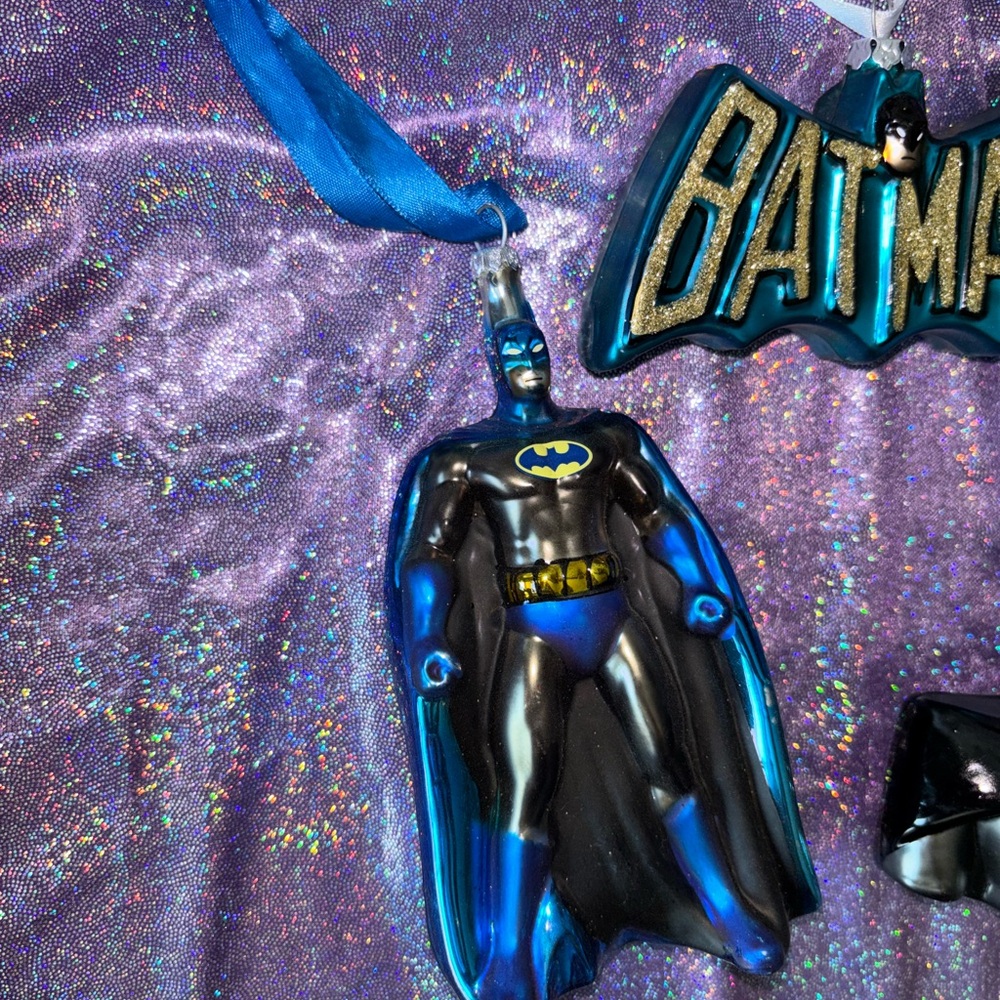 Batman Ornament Set - Picture 2 of 6